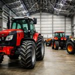 stock photography tracteurs dans un hangar 0